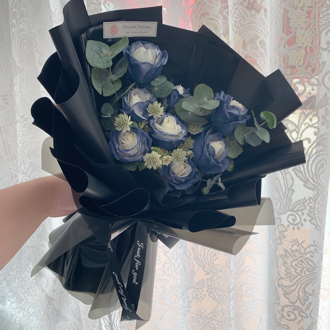 Deeply Yours | Flower Bouquet for Him