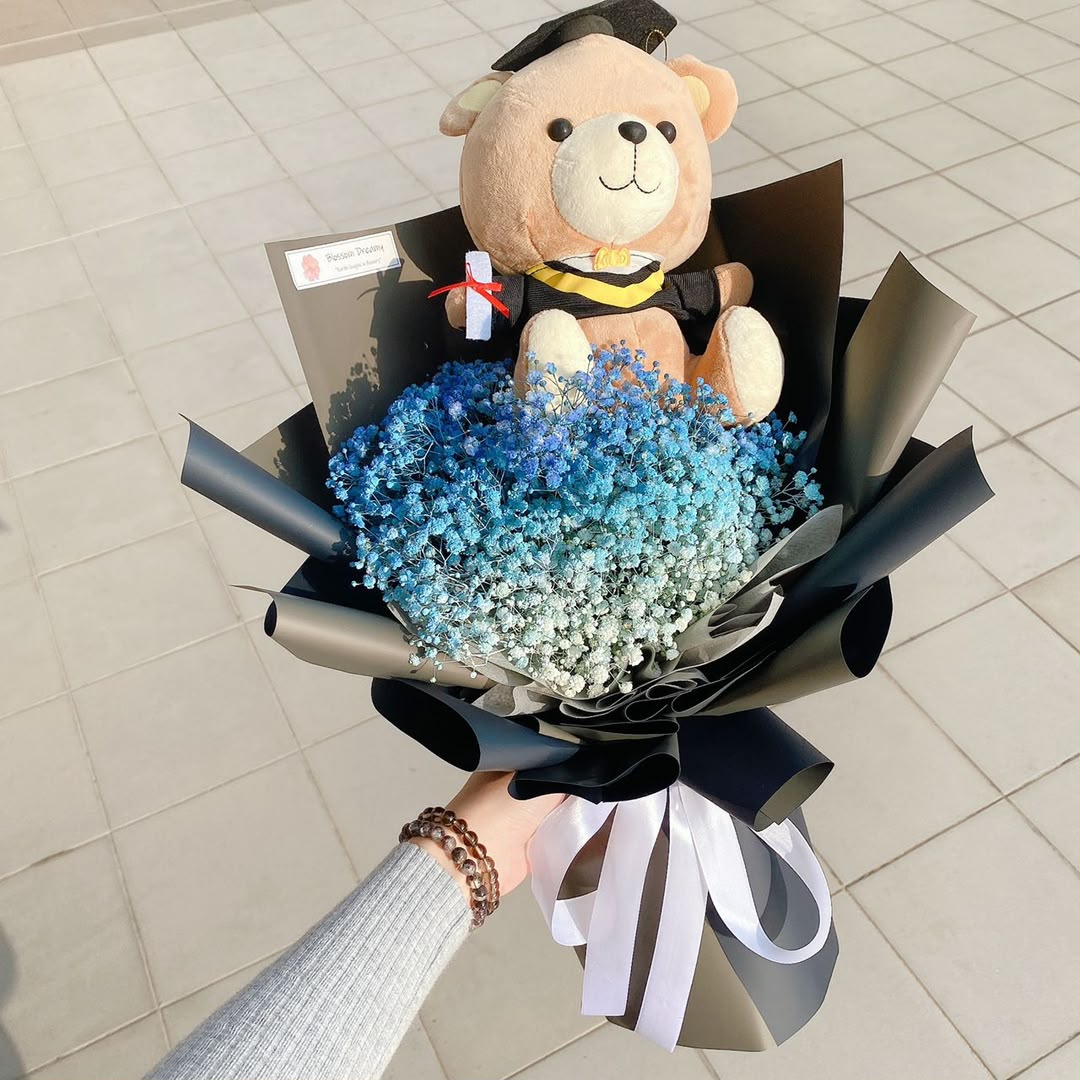 Blue Achievement | Graduation Bouquet (GR)