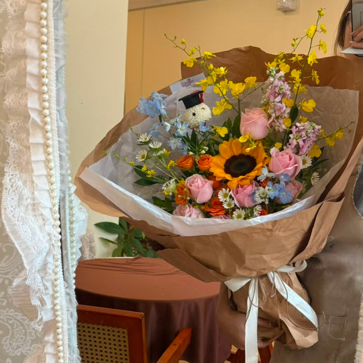 New Chapter | Graduation Bouquet (GR)