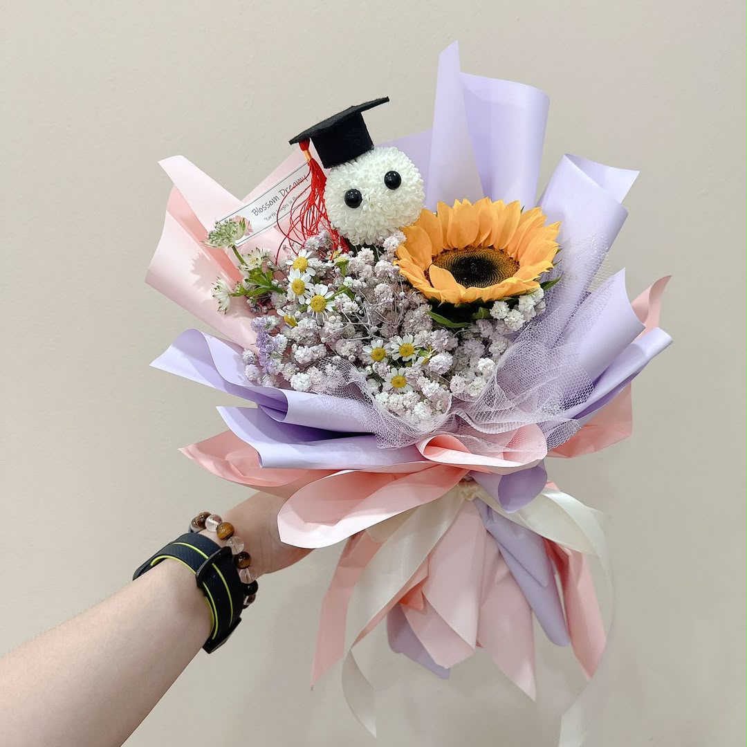 Proud Moment | Graduation Bouquet (GR)