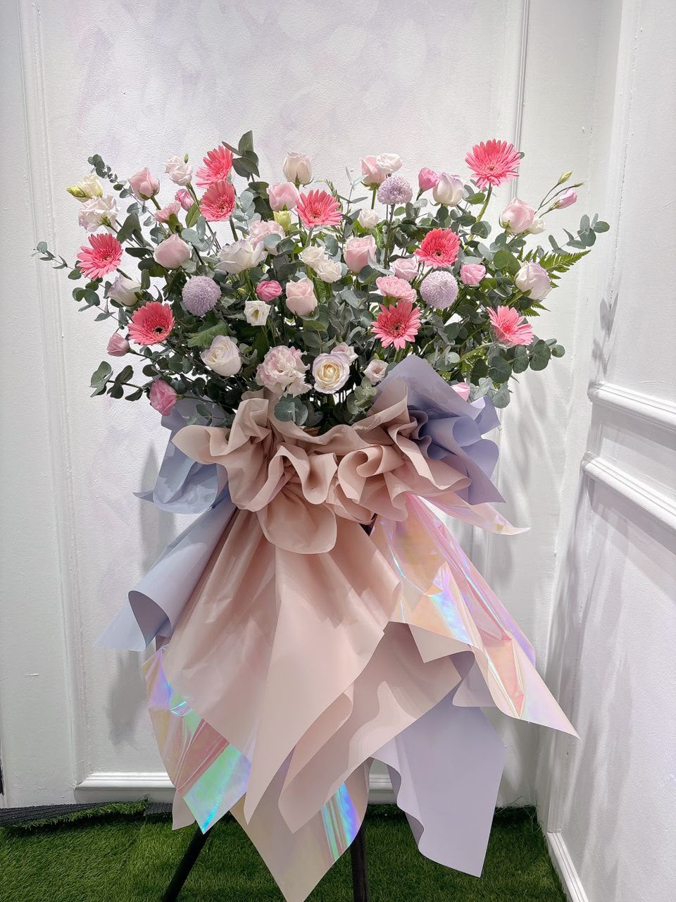 Auspicious | Opening Flower Stand