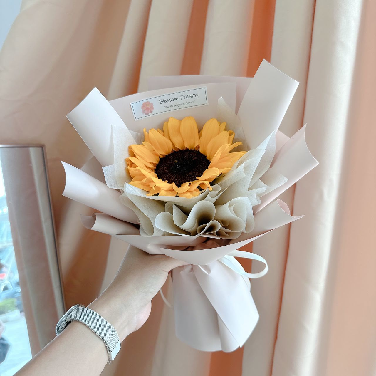 Aria |  Fresh Sunflower Bouquet