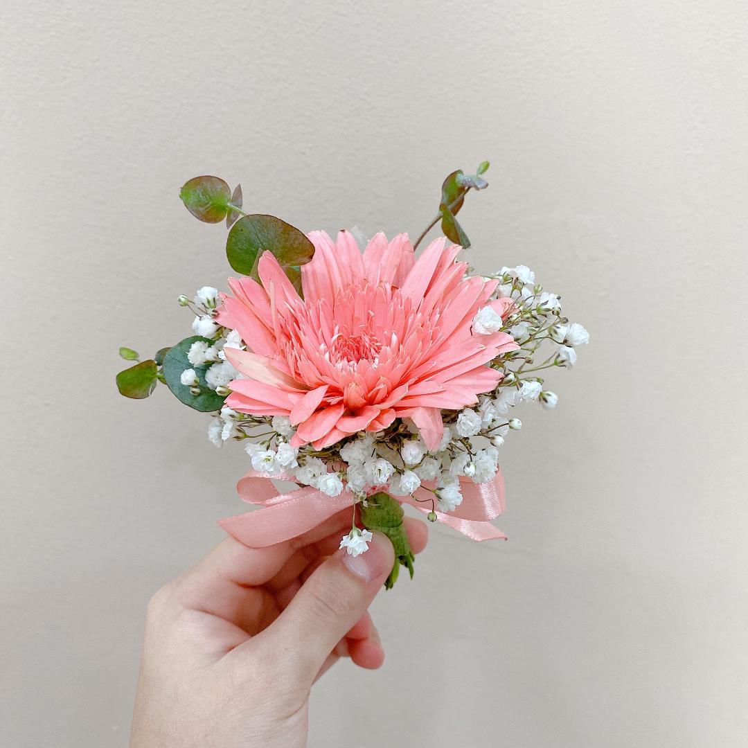 Corsage - 01