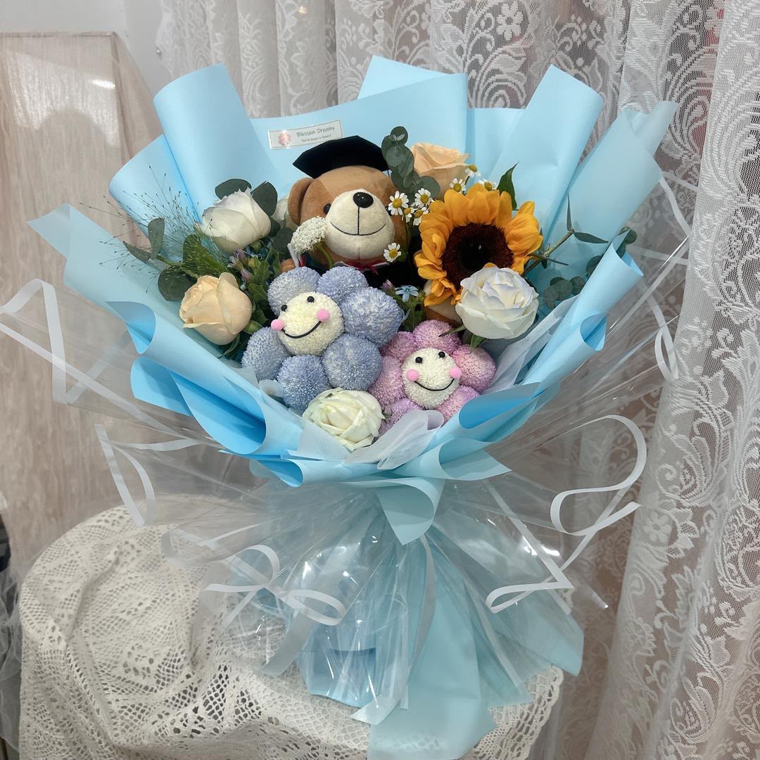 Blue Teddy Wishes | Graduation Bouquet