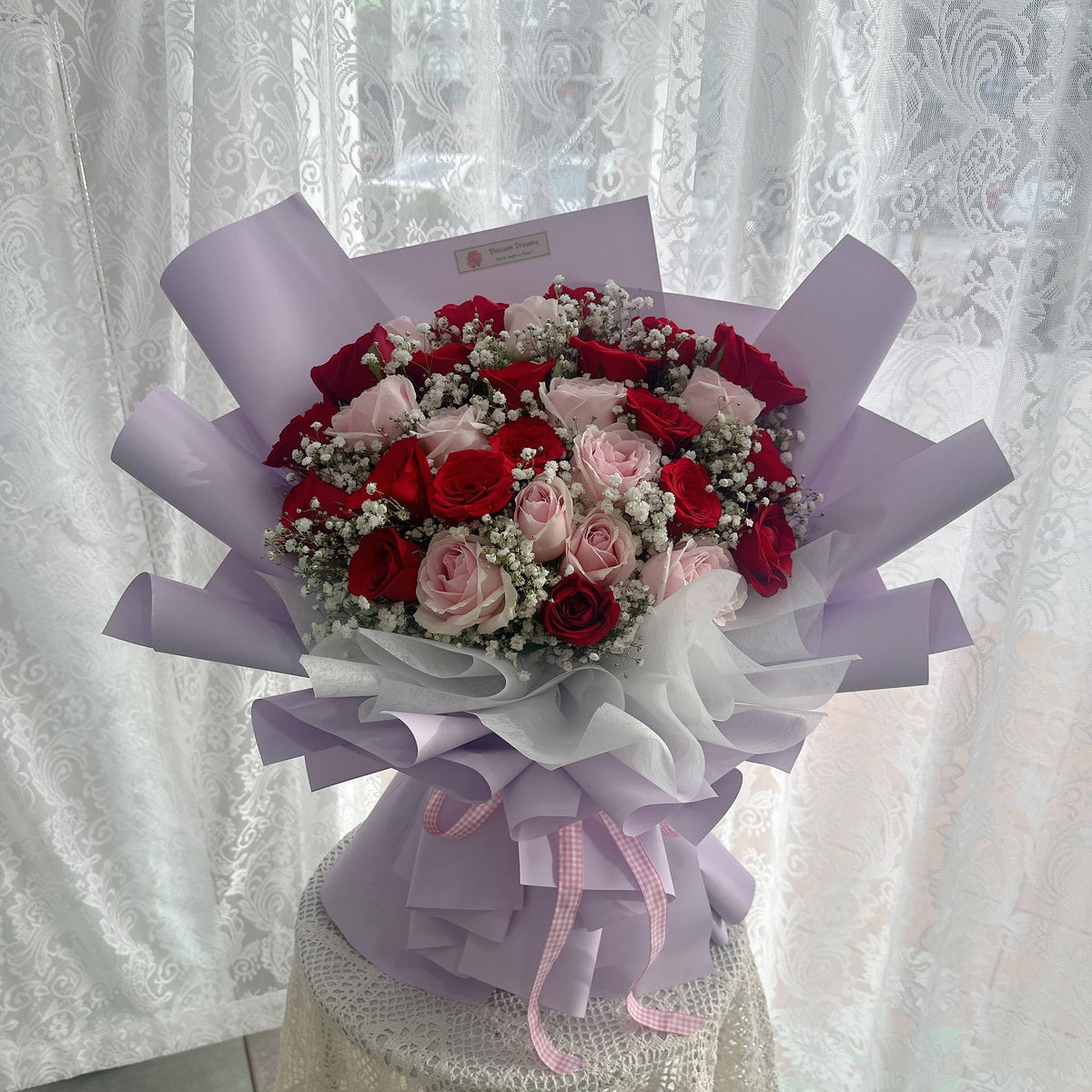 Berry Romance | 33 Mixed Roses Bouquet
